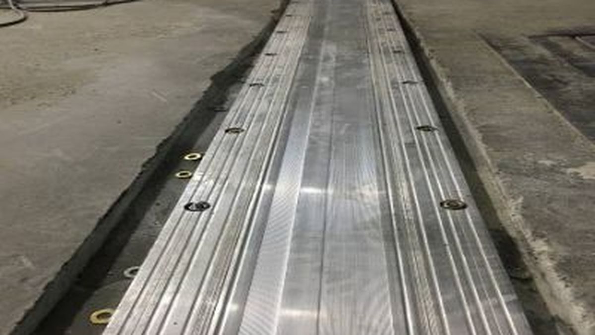 Beton zeminde derz profili ve derz çizgisi